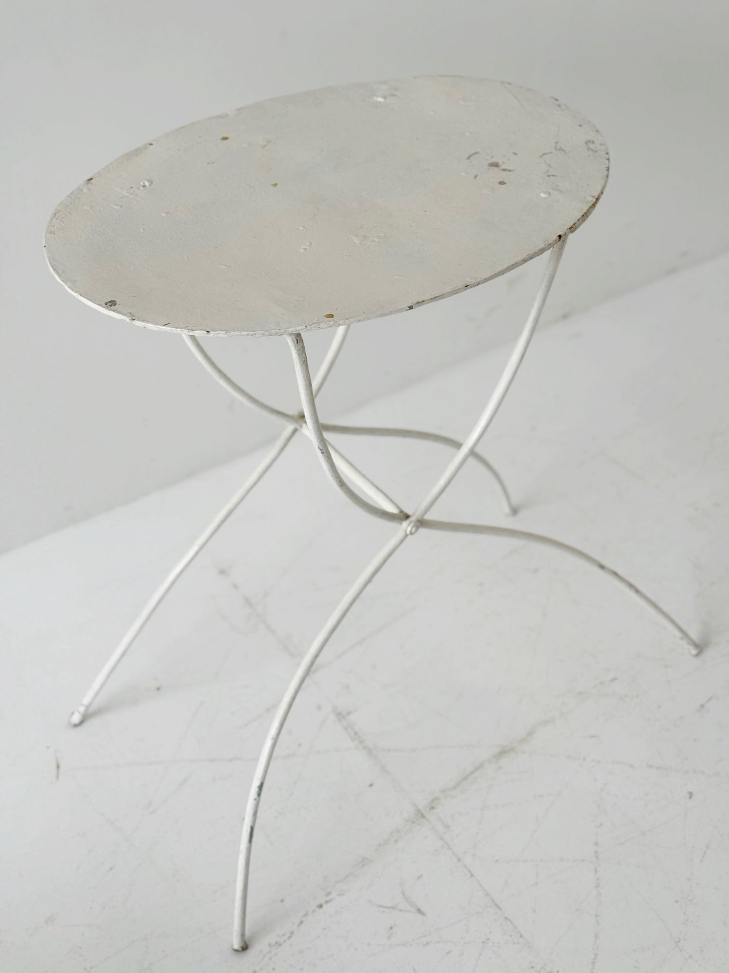 1950s Iron Coffee Table – Mid-Century Design