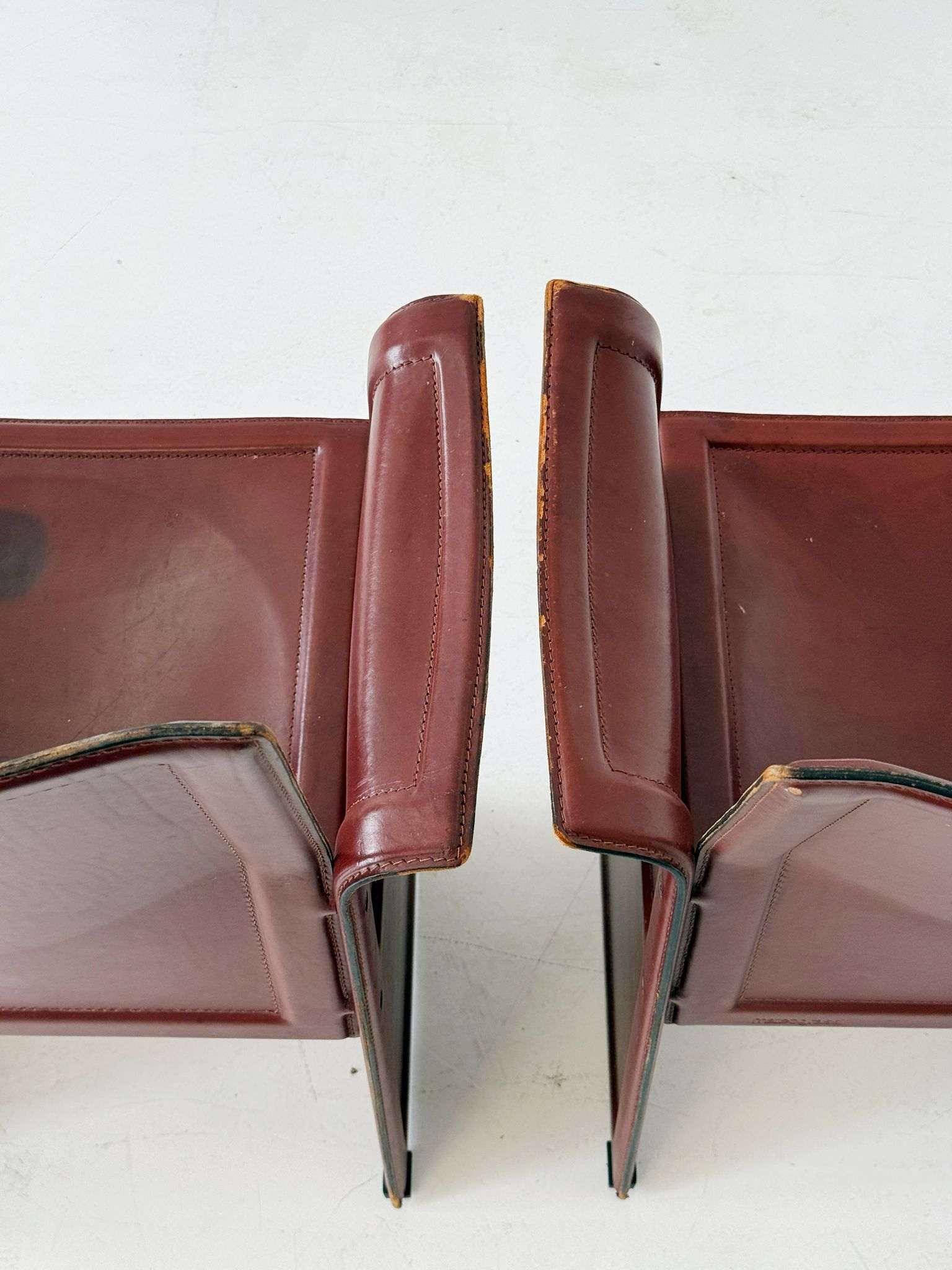 Set of four Matteo Grassi armchairs in burgundy leather, 1980s