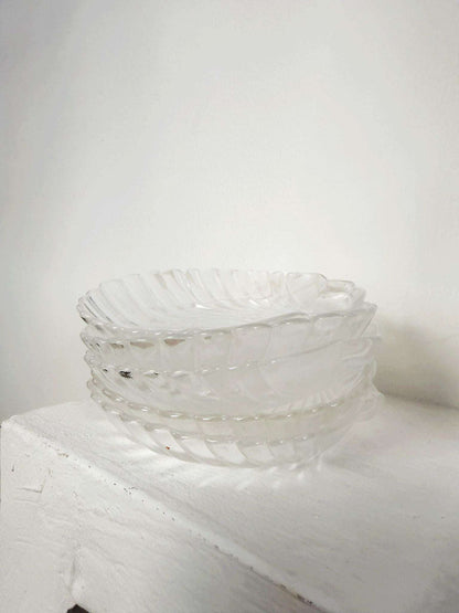 Arcuisine Shell-Shaped Plates 1980s