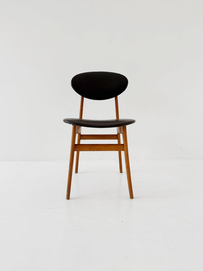 Sedia in legno e skai nero, Italia, anni ’50
