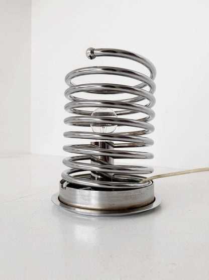 Lampada da tavolo (o da appoggio) dal forte carattere space-age