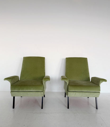 Coppia di poltrone in velluto verde salvia – anni '50/'60