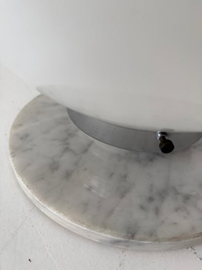 Vintage table lamp in opal glass and white marble