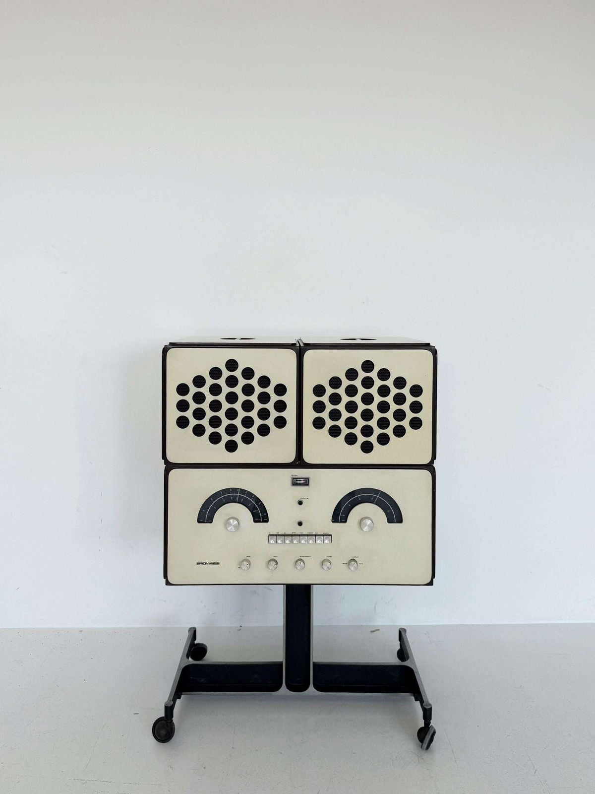Brionvega RR 126 FO/ST 2 – Stereo radio-phonograph with original trolley