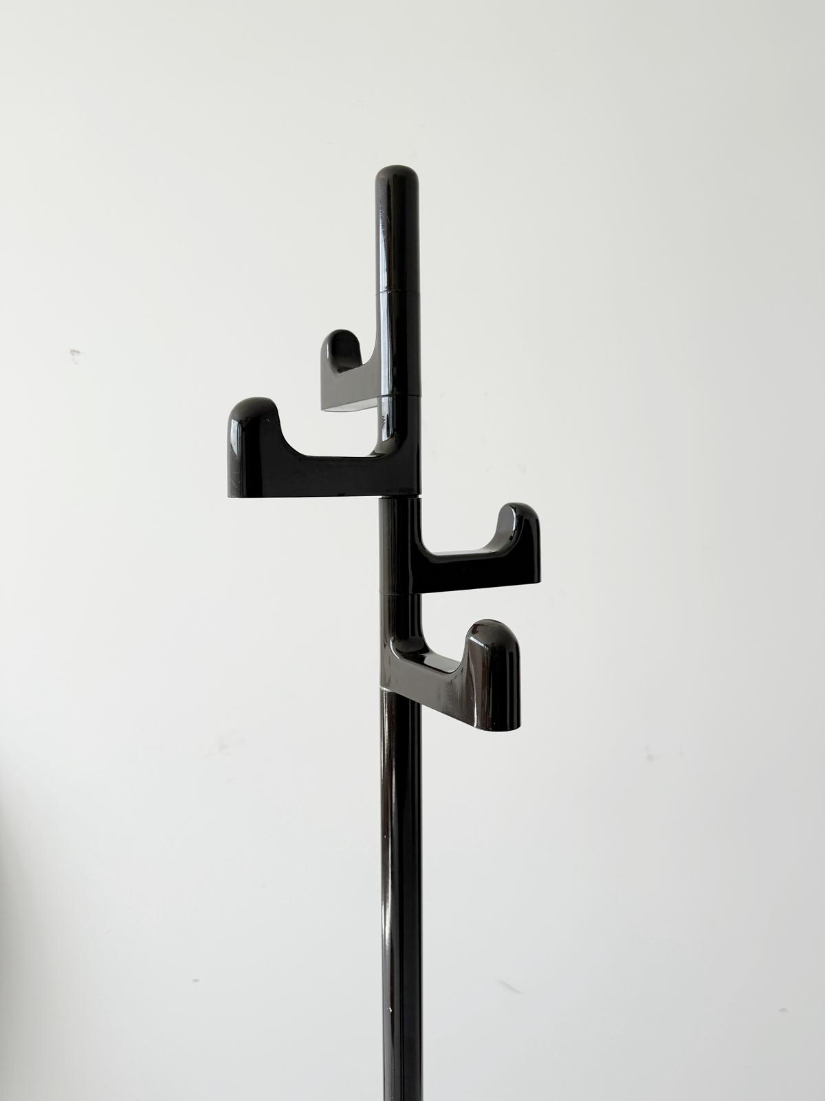 Gedy Coat Stand – designed by Makio Hasuike, 1970s