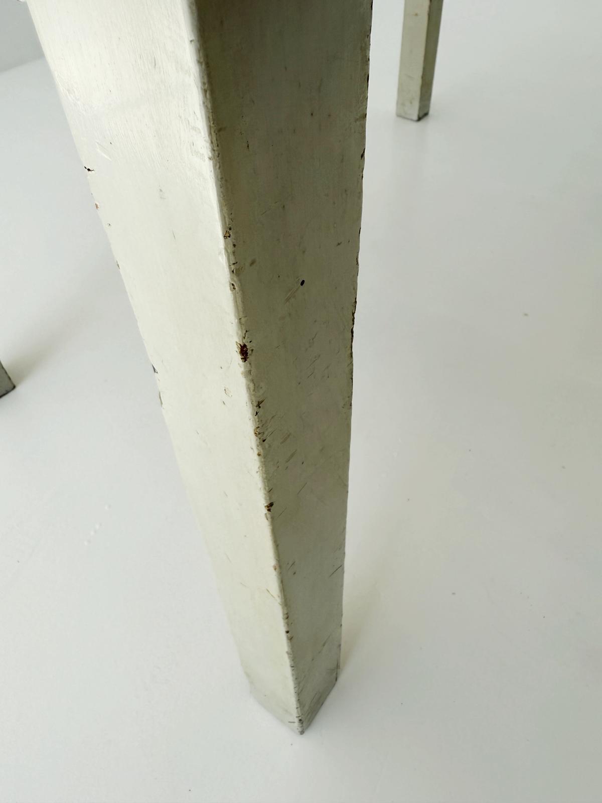 Tavolo con piano in marmo