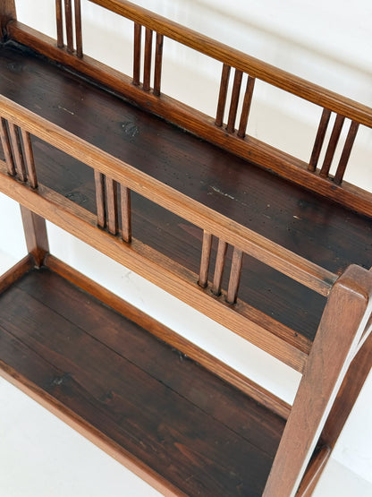 Solid wood Arts & Crafts étagère / plant stand, early 20th century