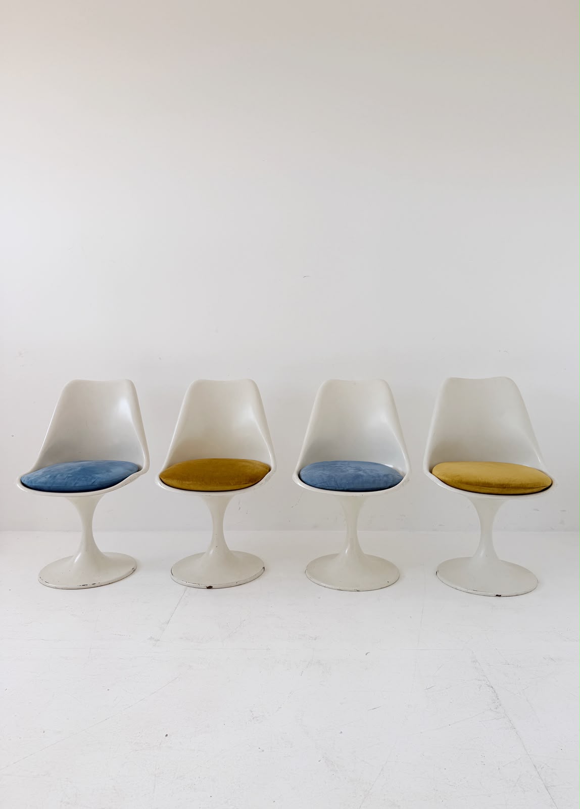 Set of four "Play" chairs with tulip bases, 1970s