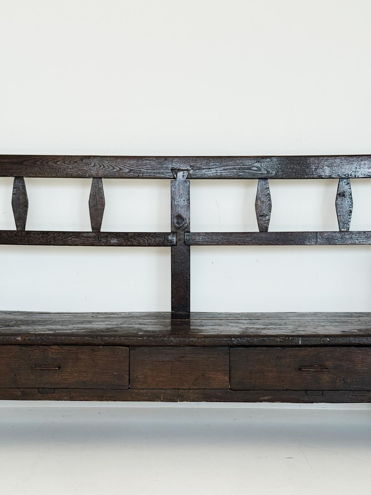 Panca antica in legno massello – XIX secolo