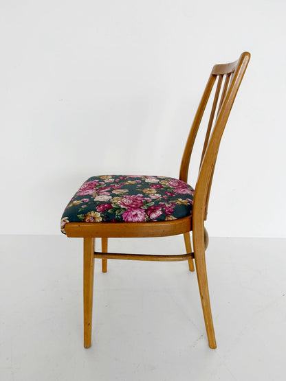 Set of 4 Czech chairs, 1960s – new upholstery