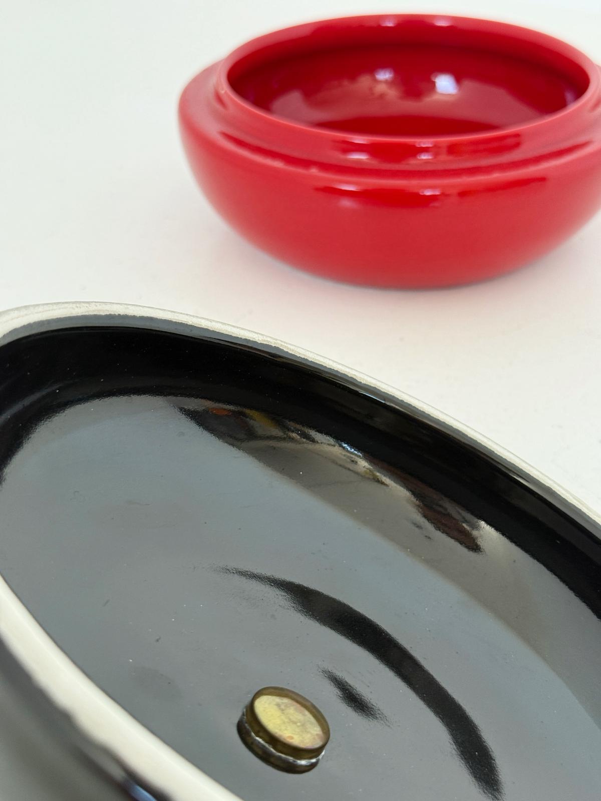 Scatola in ceramica con coperchio, anni '60