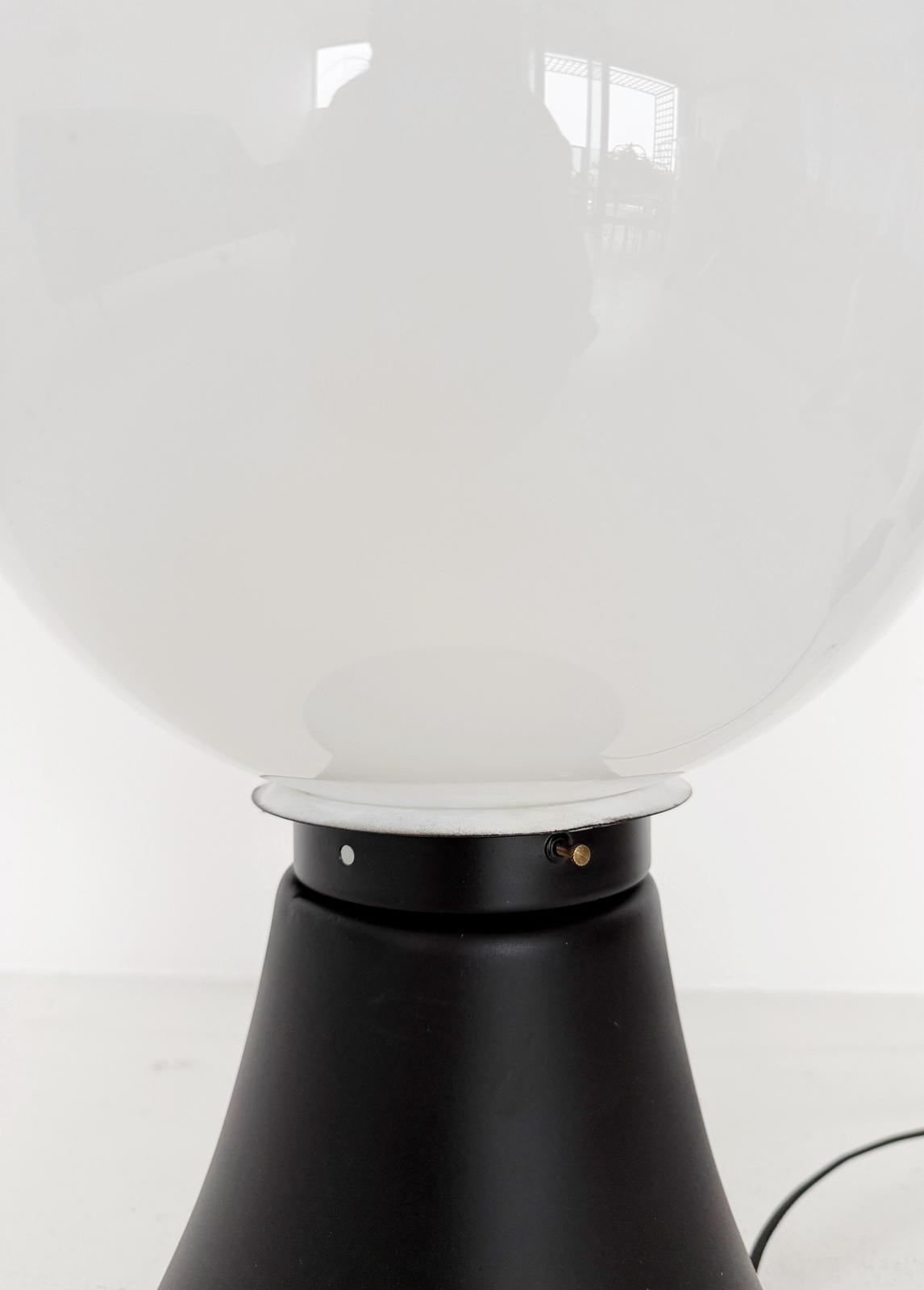 Vintage table lamp with spherical opal glass diffuser