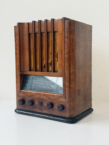 Radio a valvole italiana in legno curvato degli anni '40