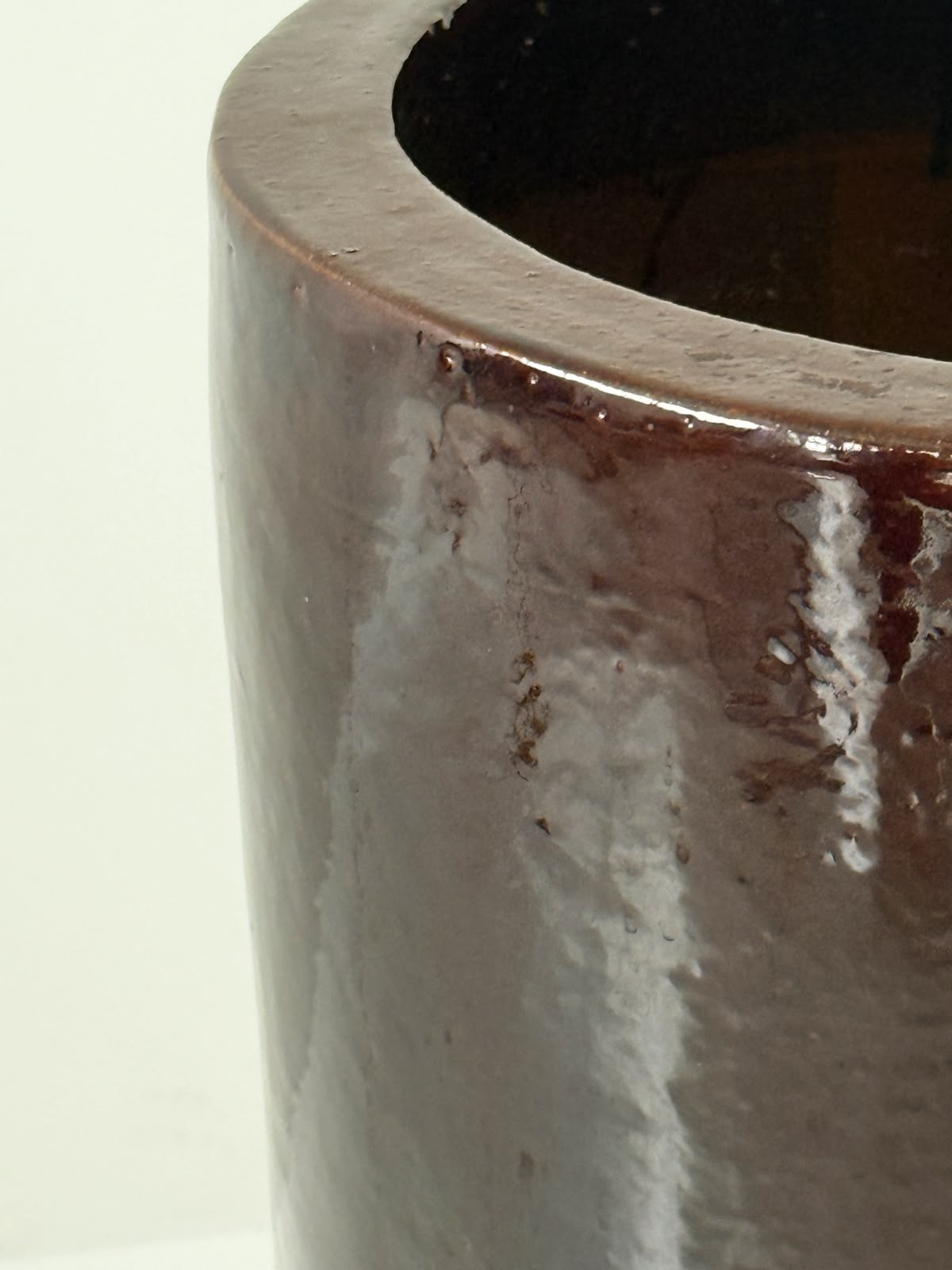 Vase made of fine ceramic featuring a spectacular, thick, glossy glaze