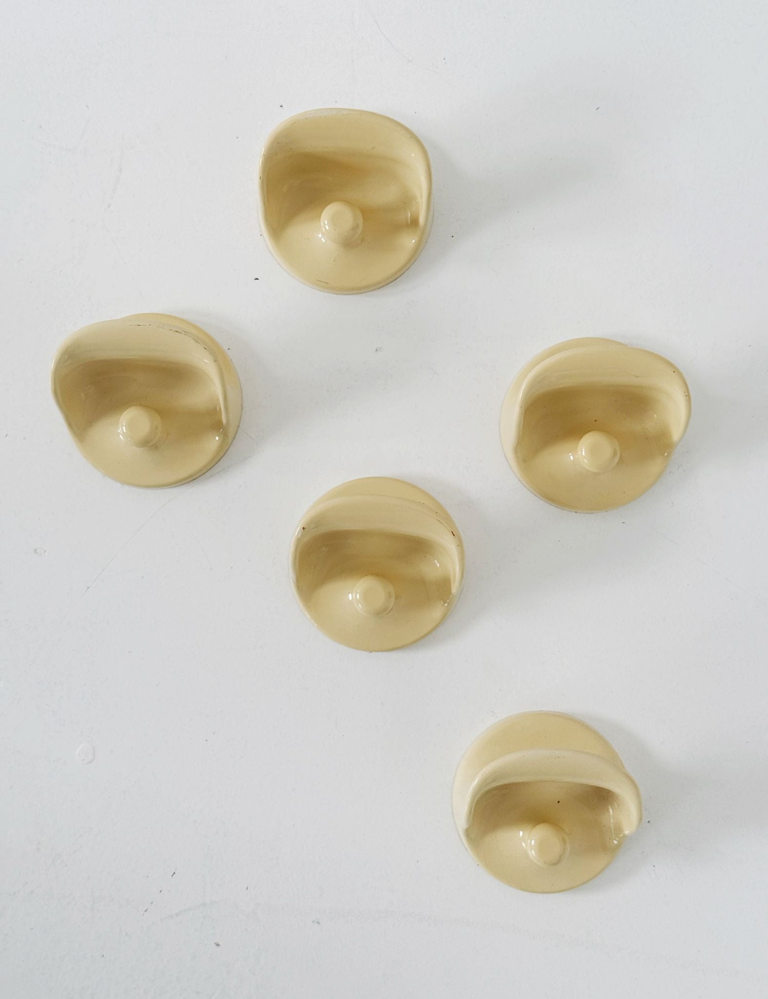 Appendiabiti Kartell "4702" – design di Olaf Von Bohr, anni '70