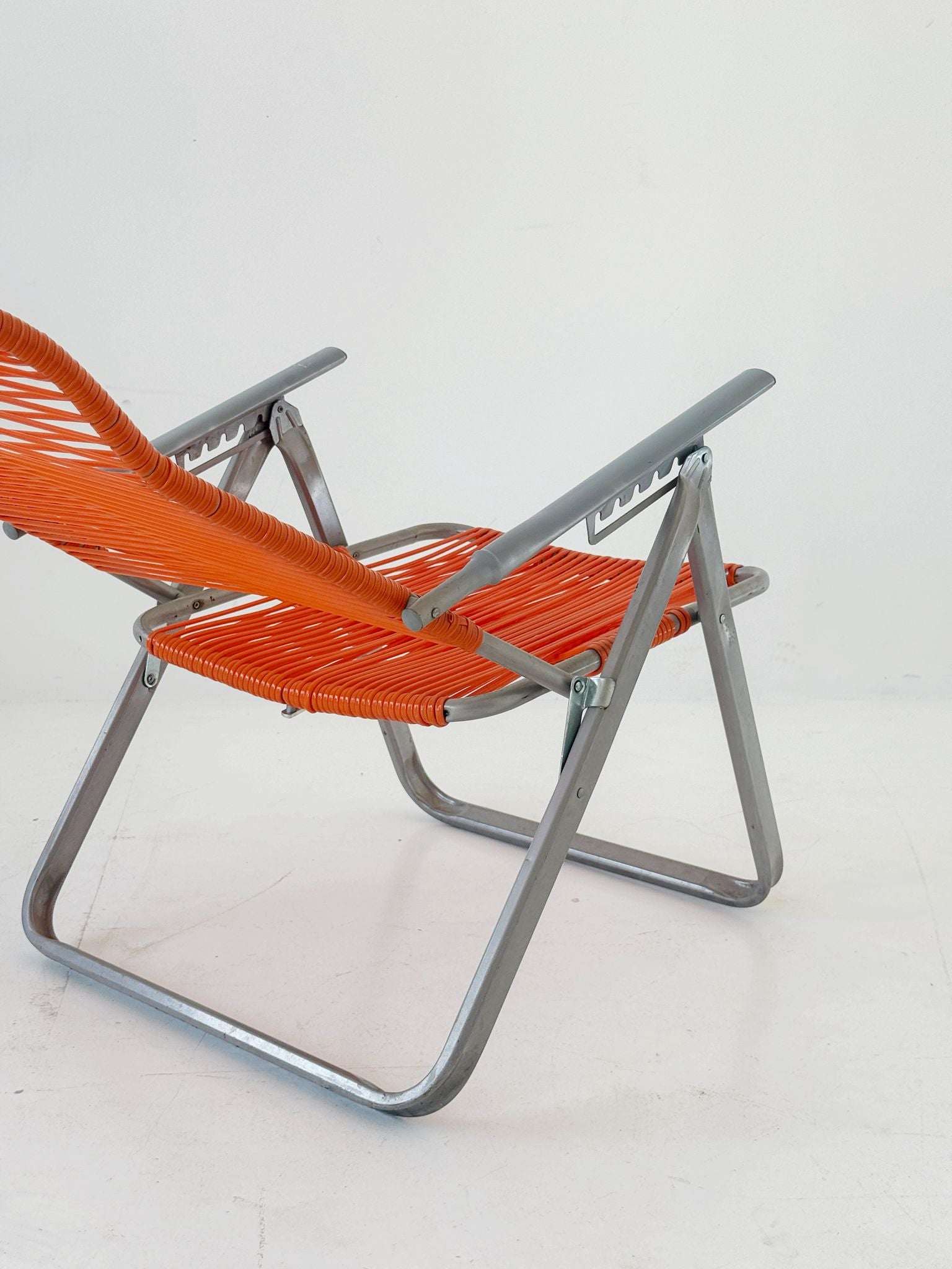 1970s Outdoor Reclining Chair in Metal and Orange Plastic Wire