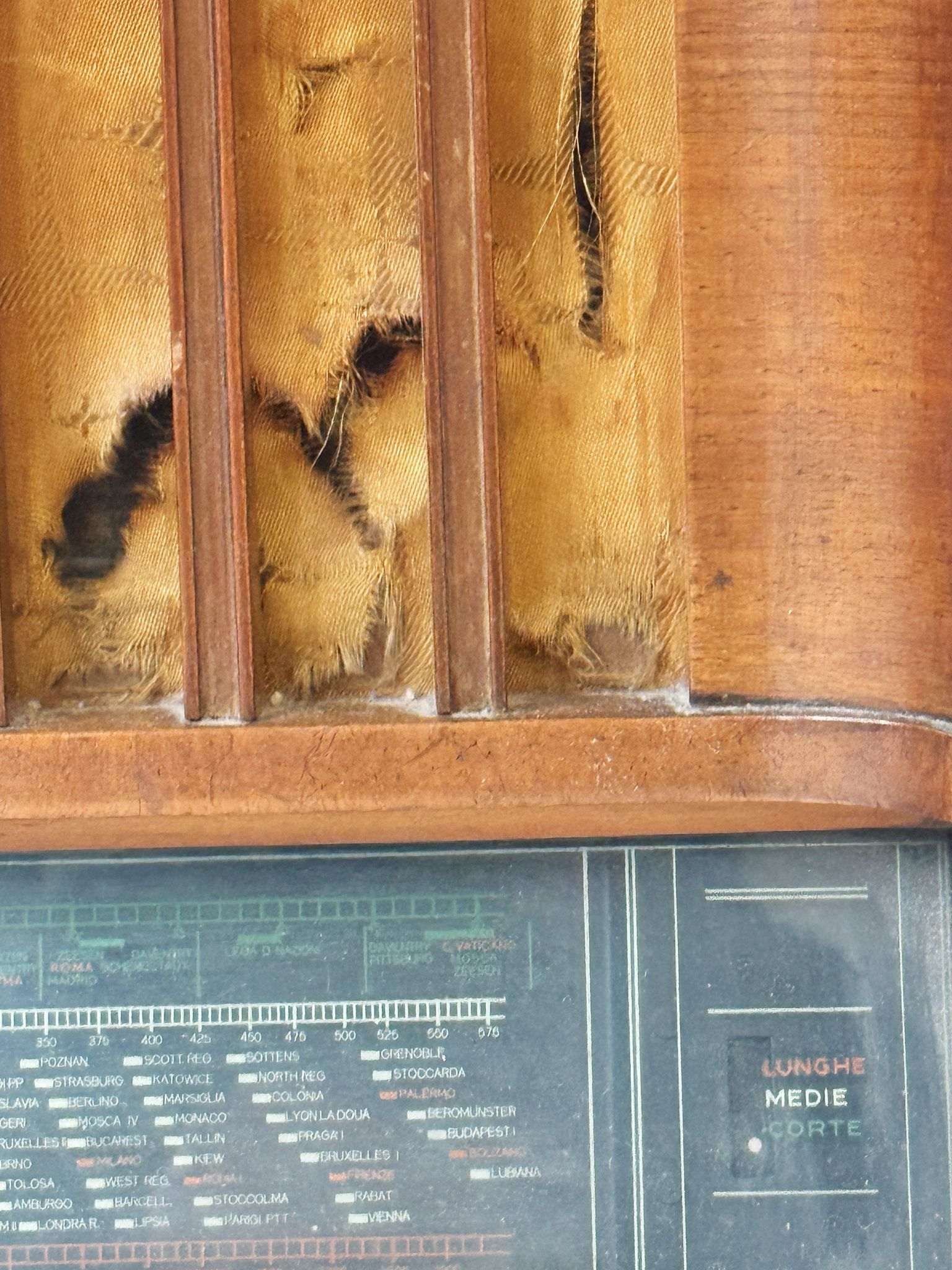 1940s Italian Bentwood Tube Radio