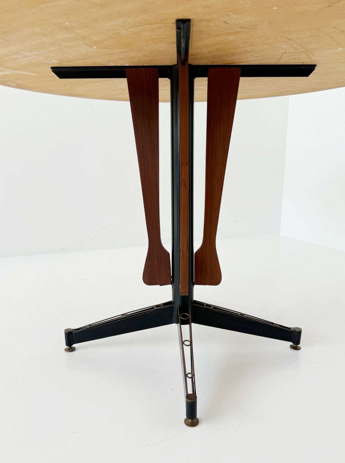 Carlo Ratti Round Table – Vintage Italian Design