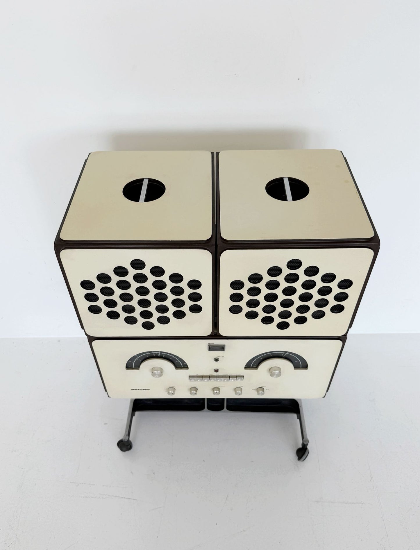Brionvega RR 126 FO/ST 2 – Stereo radio-phonograph with original trolley