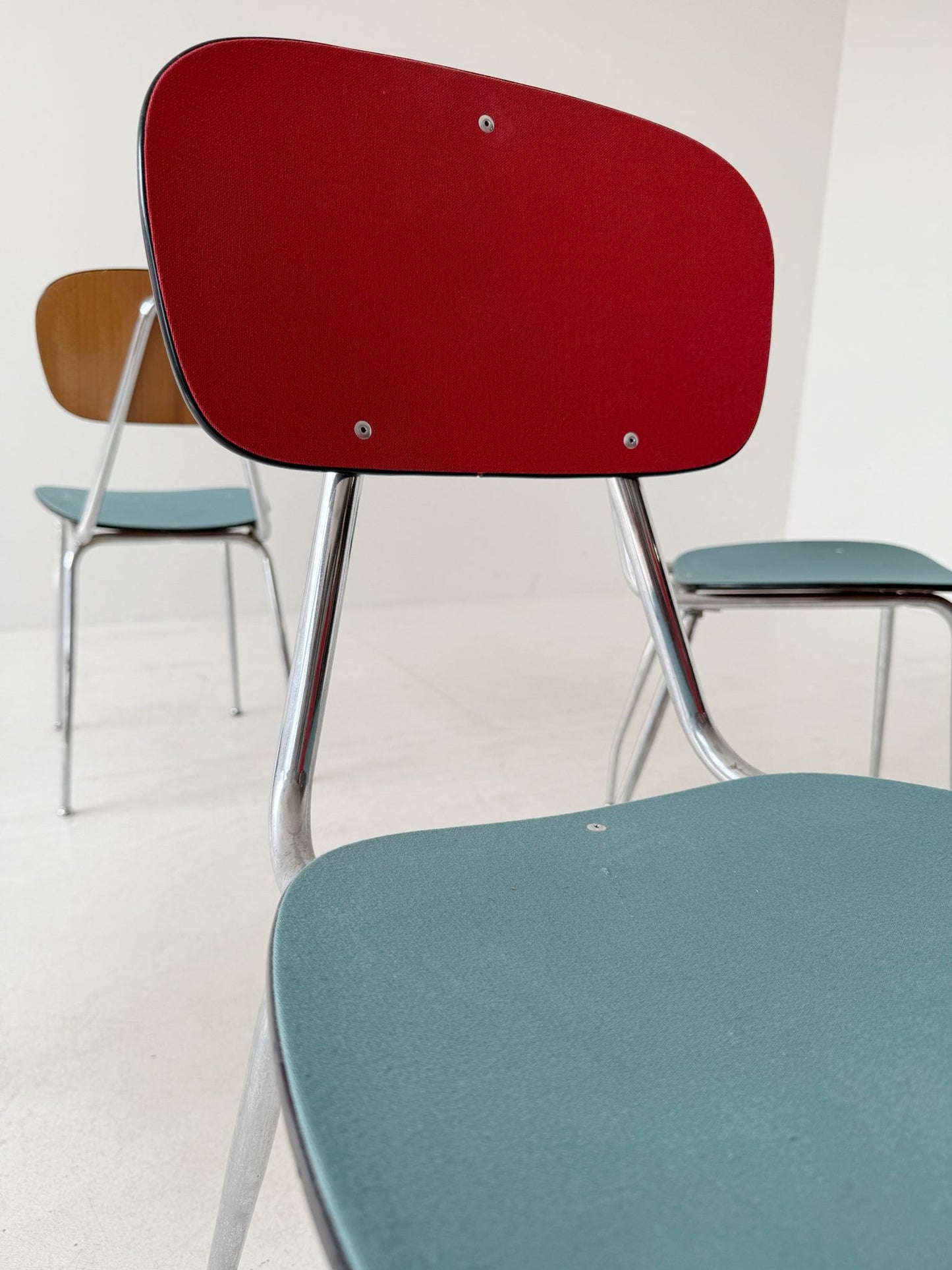 Four bicolor chairs