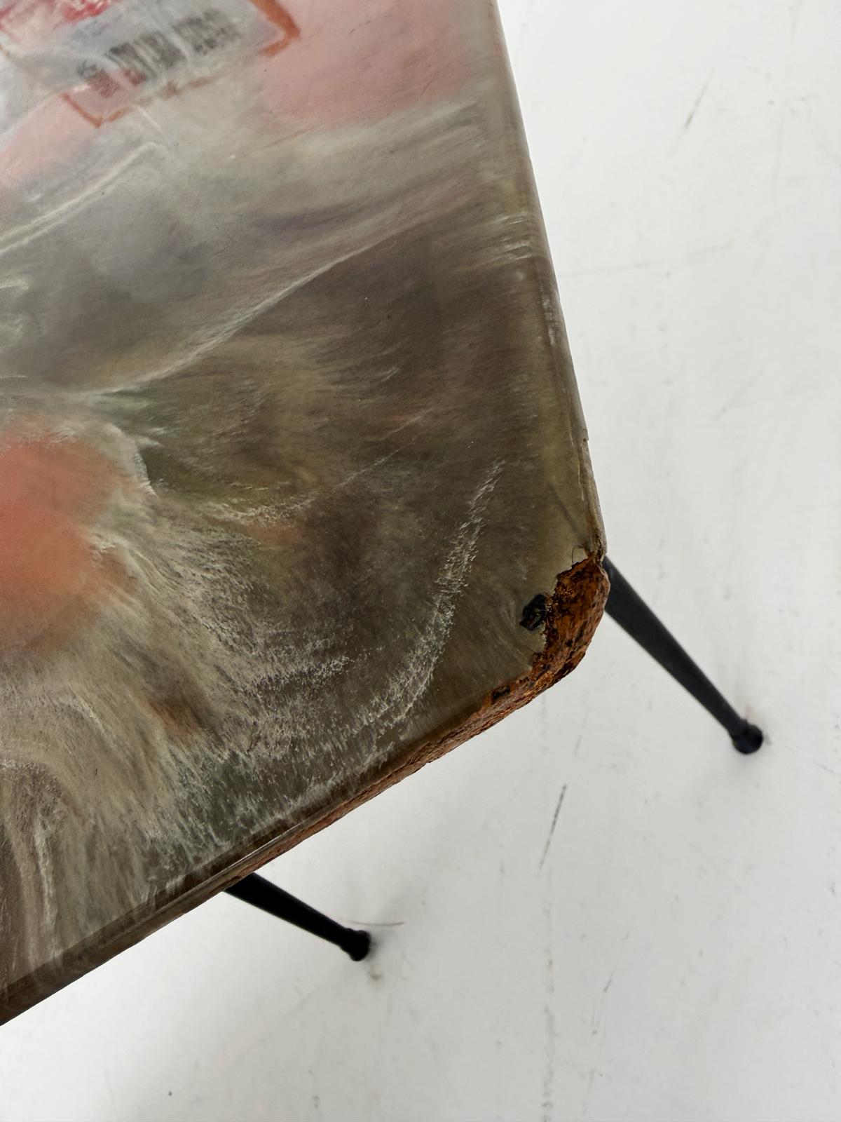 Tavolino da salotto con piano in marmo
