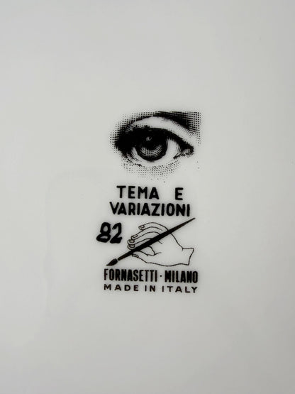 Piero Fornasetti, piatto “Tema e Variazioni” n. 82
