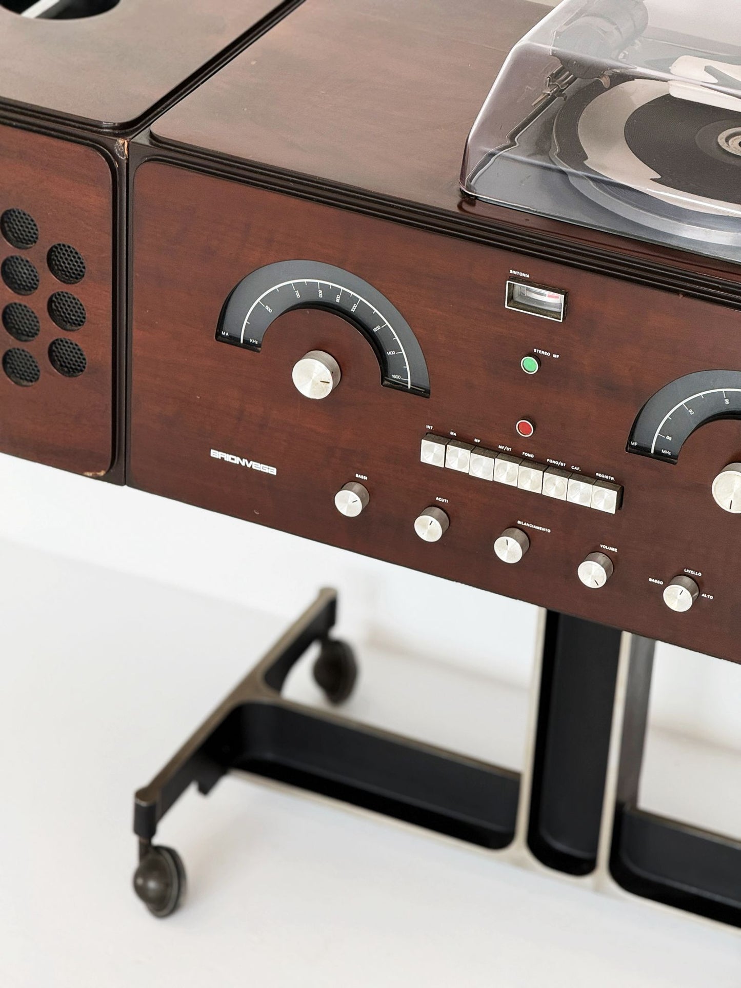 Brionvega RR126 — Achille e Pier Giacomo Castiglioni, 1965
