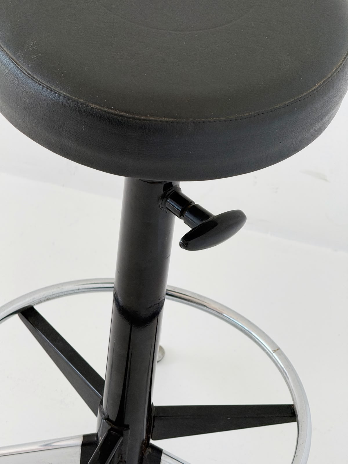 Adjustable industrial metal stool