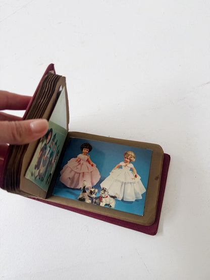 This collection is an advertising sample album of "Folletto" postcards, likely dating back to the 1950s or early 1960s.