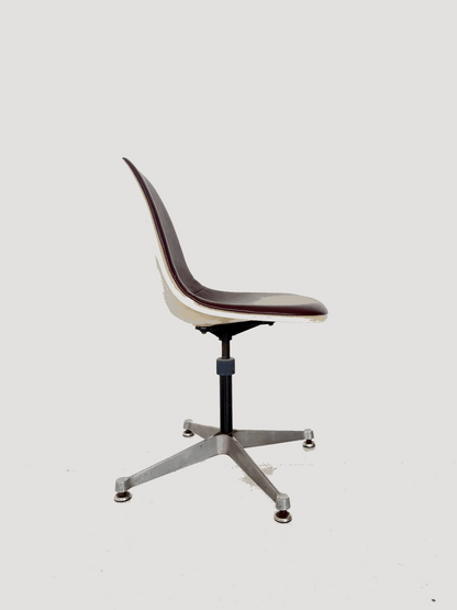 Swivel office chair, Italy, 1960s