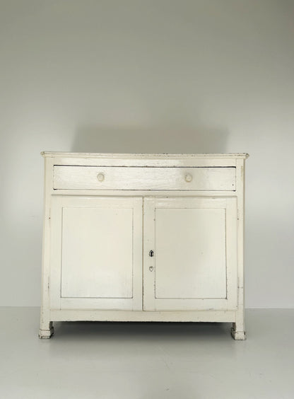 Credenza bianca, Italia, primi ’900