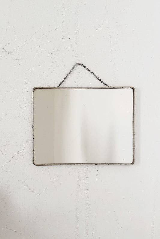 Specchio rettangolare con cornice in metallo