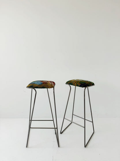 Pair of stools with a vintage half-stitch