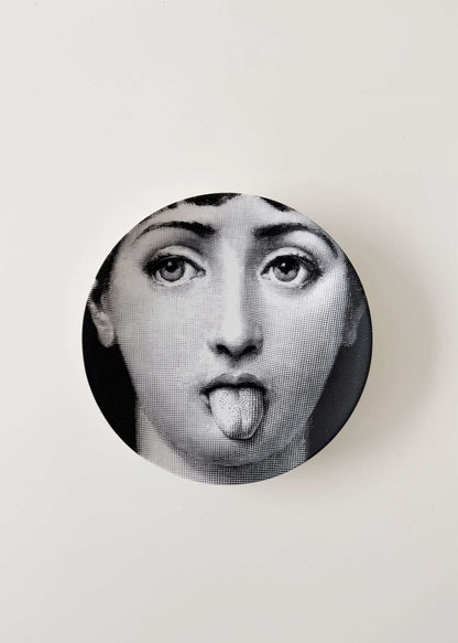 Piero Fornasetti, “Tema e Variazioni” plate no. 82