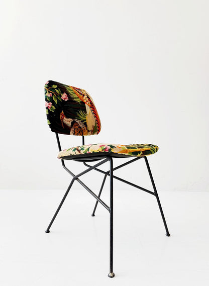 Chair with half-stitch tapestry upholstery – one-of-a-kind piece
