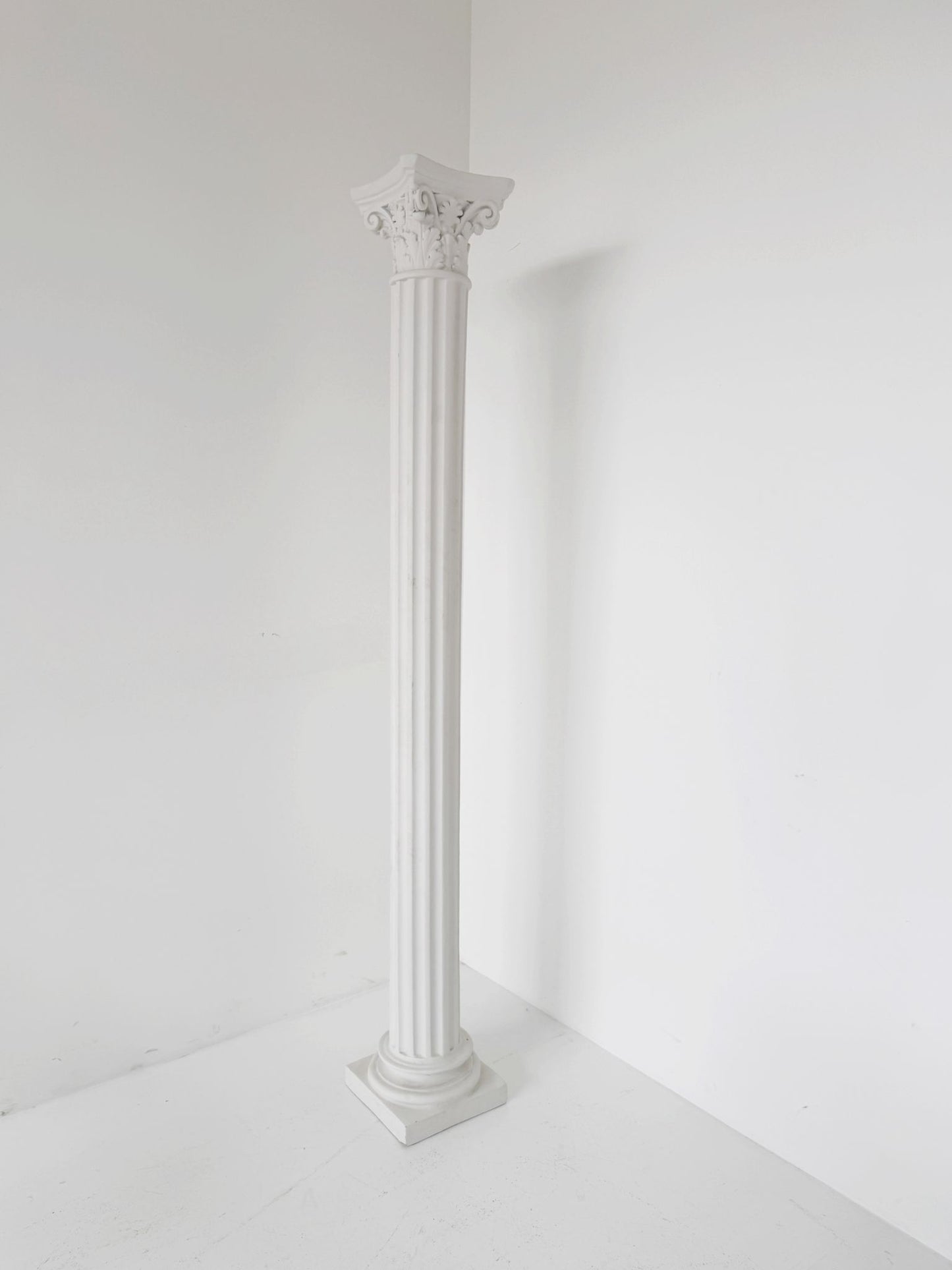 Classic style decorative plastic column