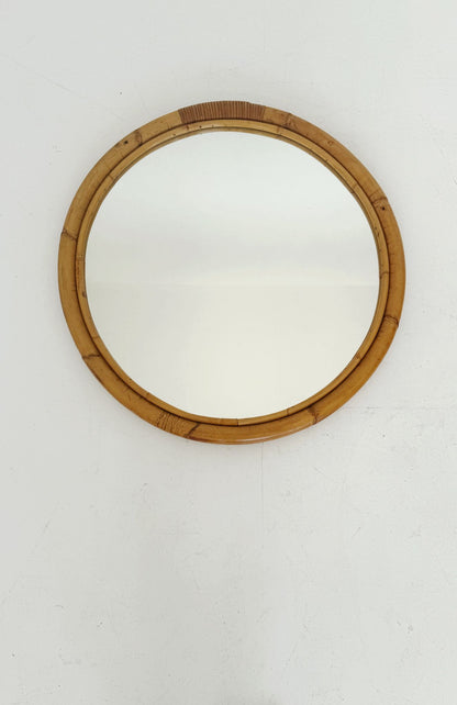 Specchio rotondo con cornice in bambù