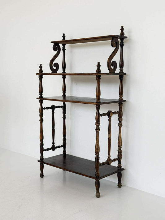 Solid wood English Victorian étagère, late 19th century