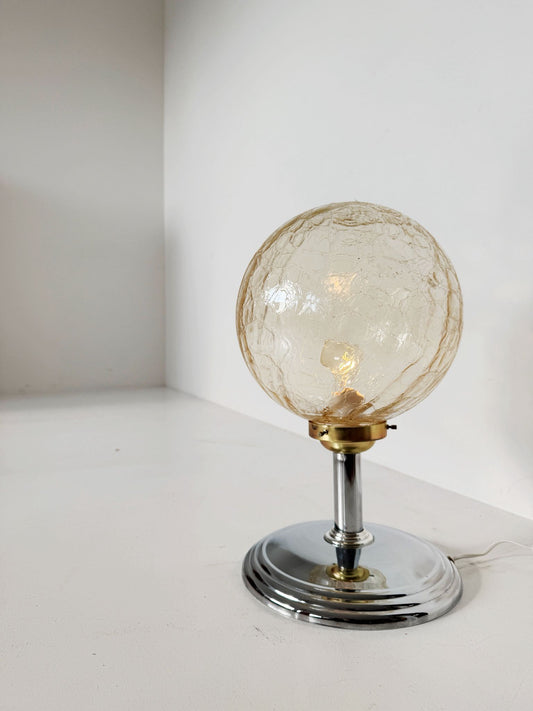 Lampada da tavolo con globo in vetro craquelé, Italia, anni '60