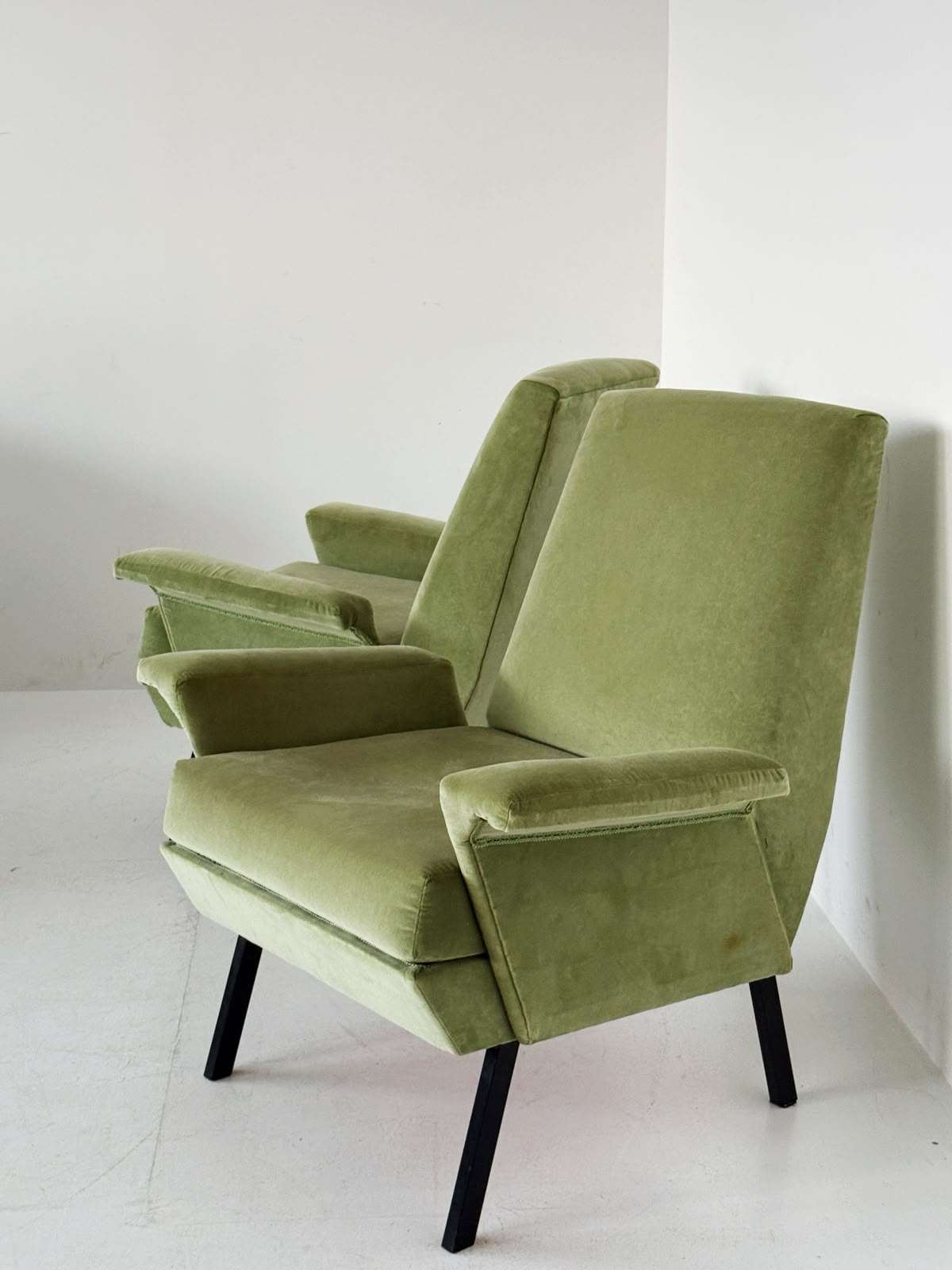 Pair of sage green velvet armchairs – 1950s/60s