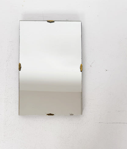 Specchio rettangolare vintage anni '50 con dettagli in ottone dorato