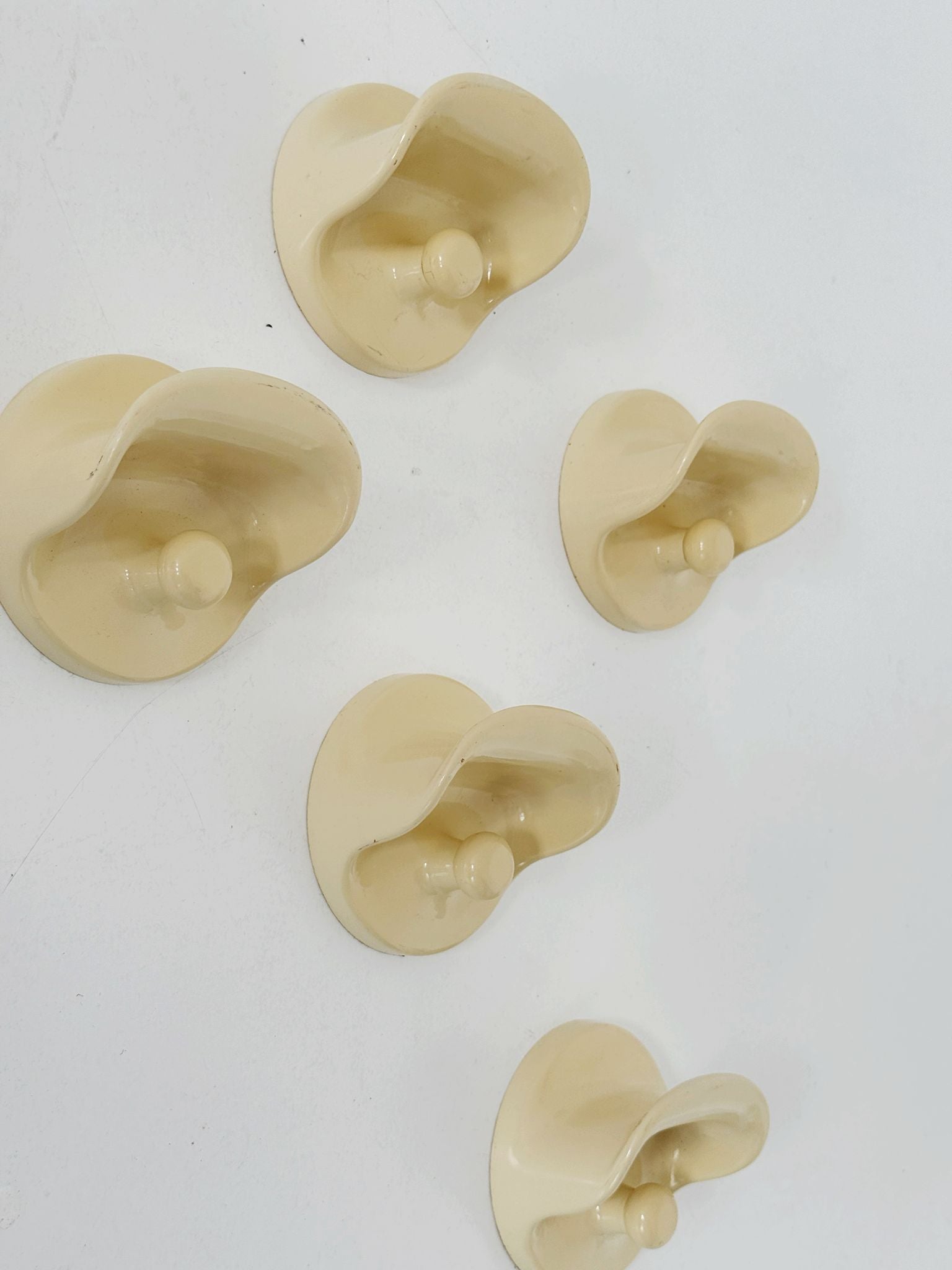 Appendiabiti Kartell "4702" – design di Olaf Von Bohr, anni '70