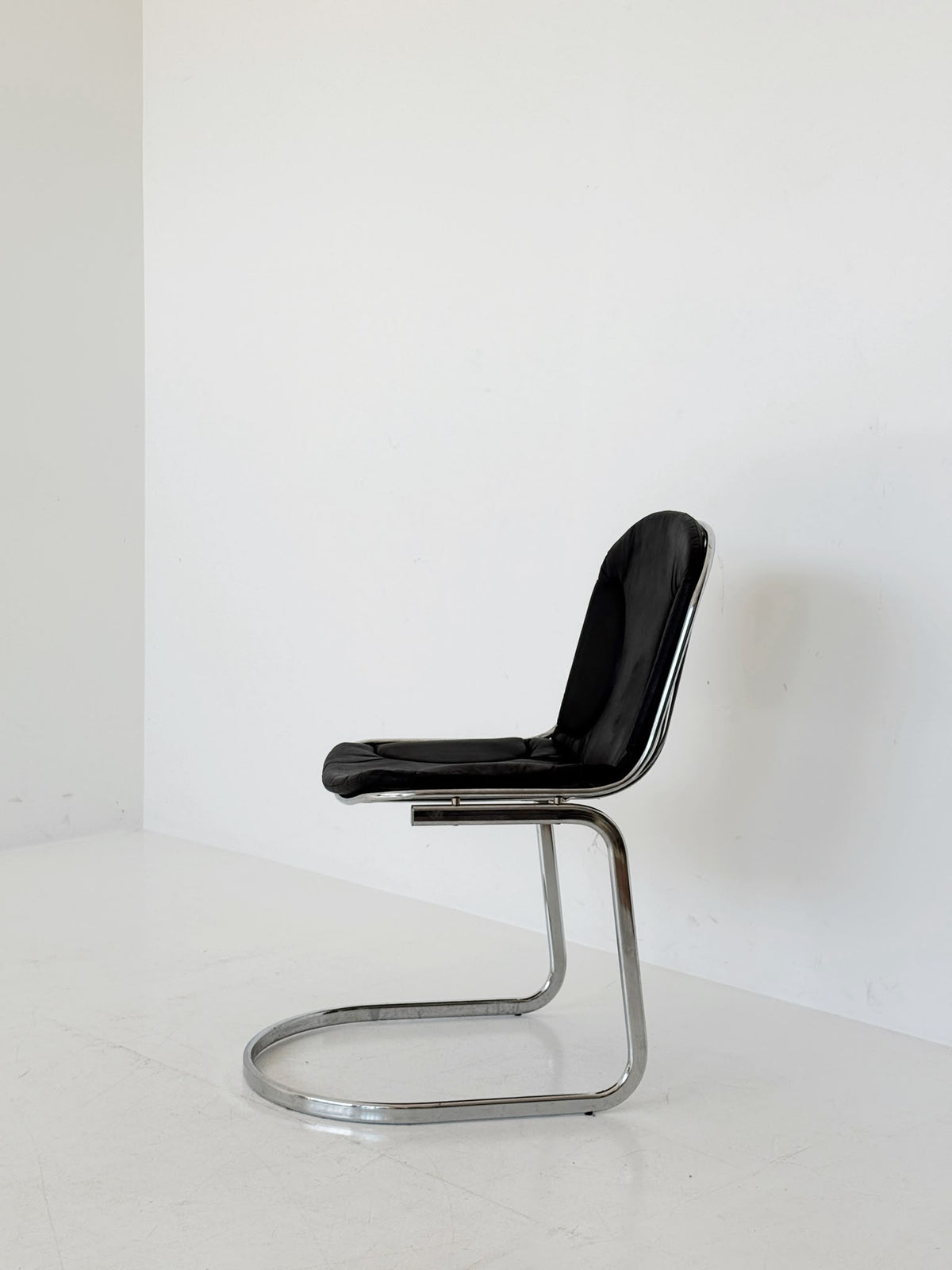 1970s Chrome Tubular Chair