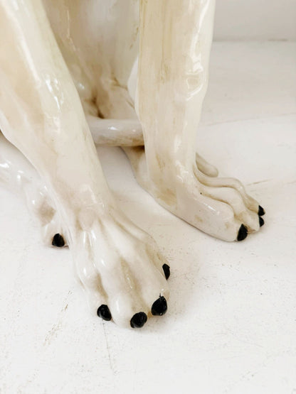 Scultura di levriero in ceramica smaltata – Eleganza decorativa