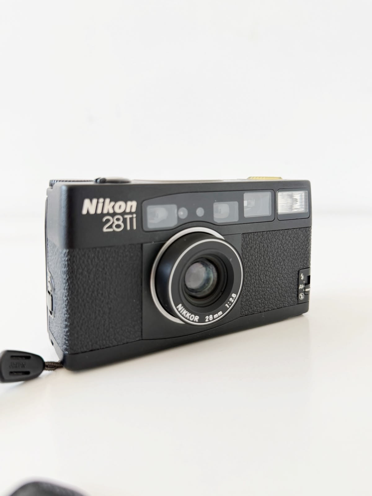 Nikon 28Ti – 35mm Film Camera Nikkor 28mm f/2.8