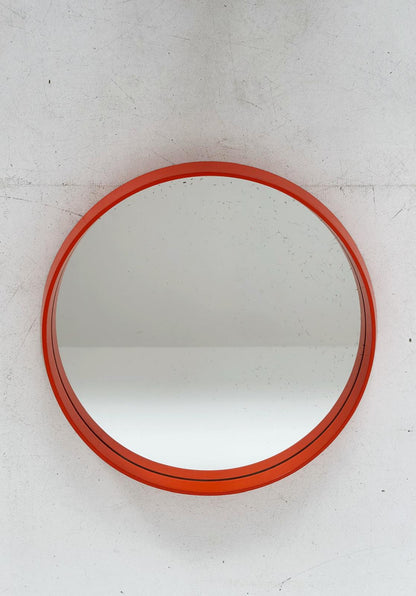 Round wooden mirror
