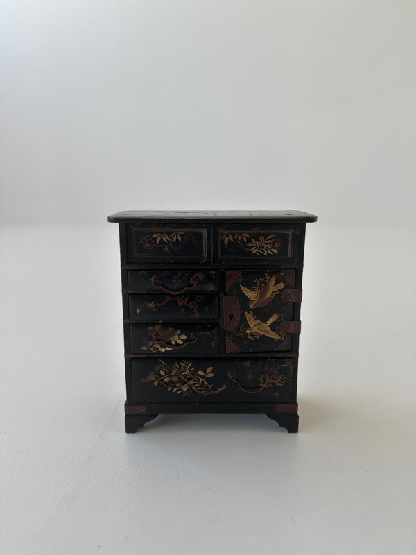 Miniature Chinese jewelry box