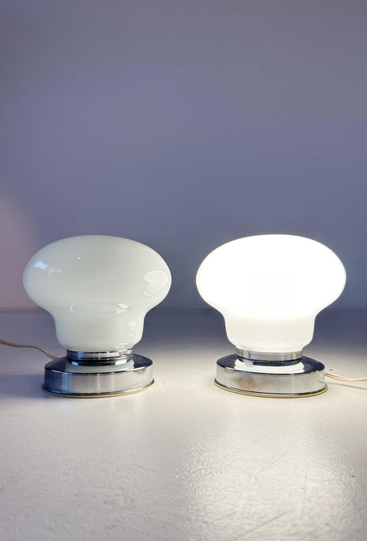 Pair of table lamps