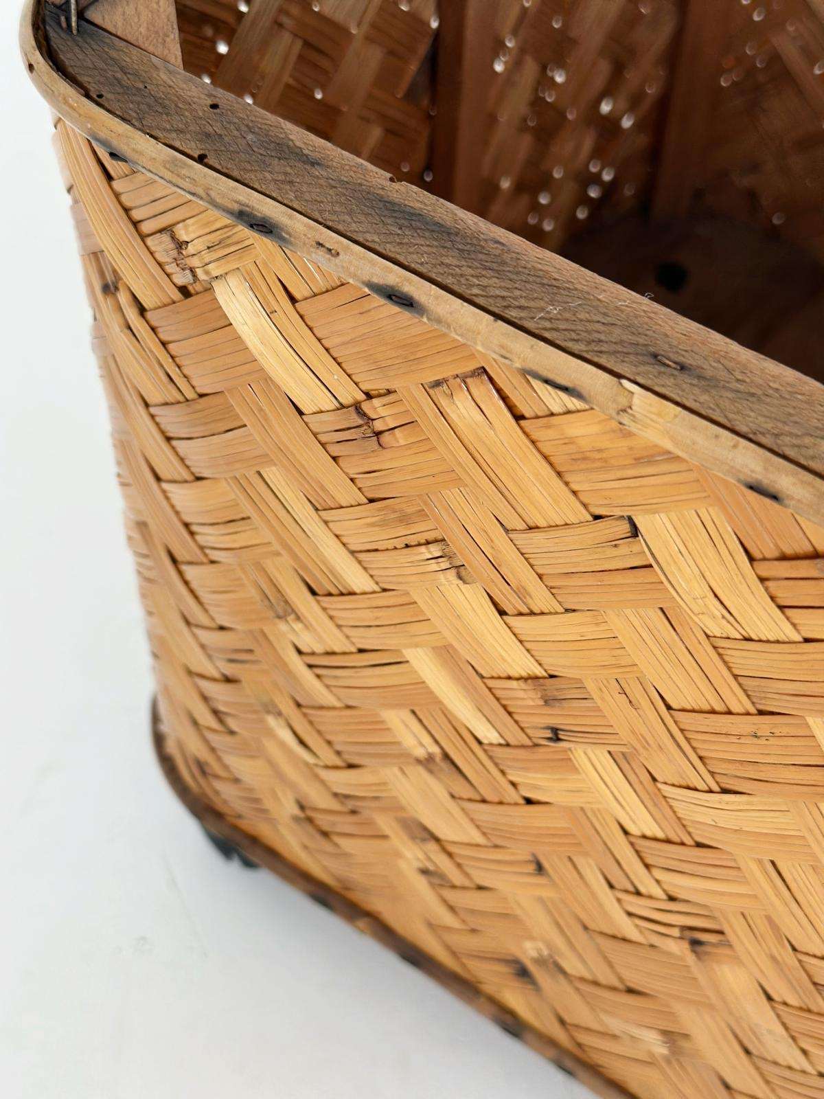 Wicker flower pot