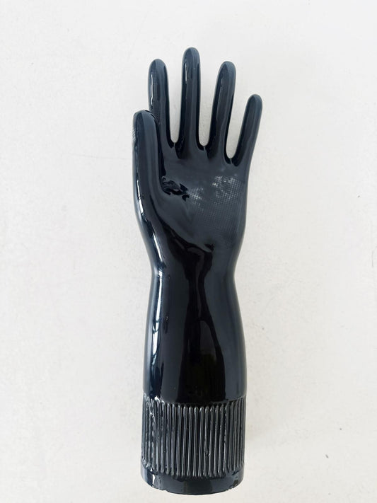 Ceramic mold/ Pirelli glove Prod. Italian, 1980